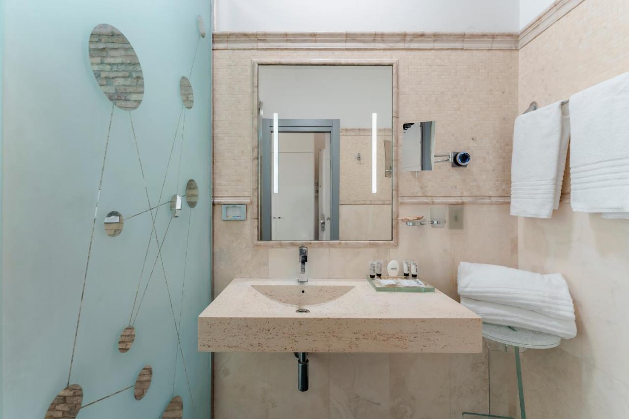 Hotel Trecento Rome Exterior photo